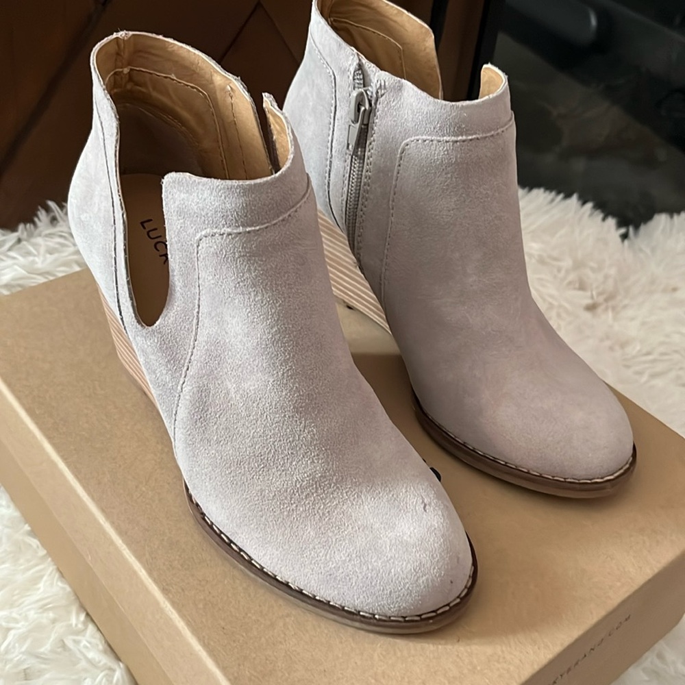 New Lucky Brand gray leather booties.